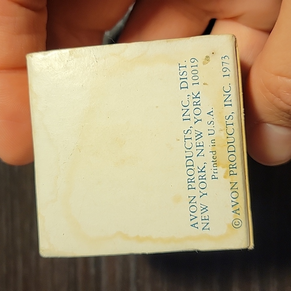 Vintage Avon Charm 14k - Picture 7 of 9